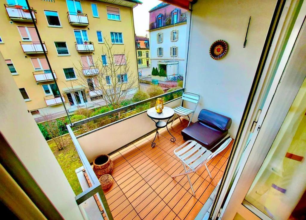 Large Apartment Bern City Centre Esterno foto